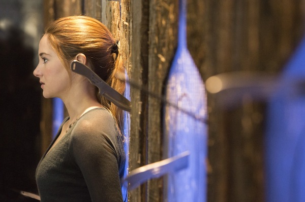 divergent still 13 
